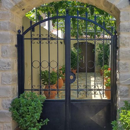 Villa Lucas Melidhónion المظهر الخارجي الصورة